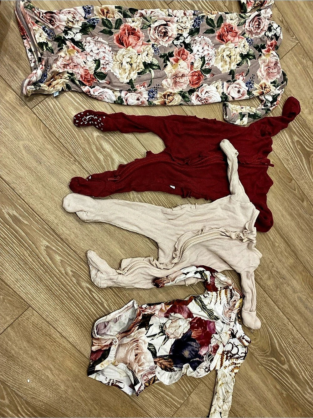 4 piece Posh Peanut Floral 3-Piece Set Multicolor 0-3M Like New